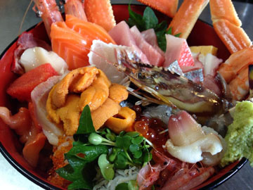 海なし県の海鮮丼