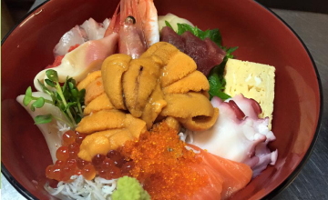海なし県の海鮮丼